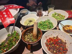 -巡湘记·地道湖南菜(活力城店)