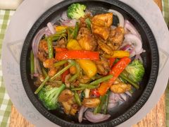 铁板啫啫鸡饭（含韩式排骨萝卜汤）-长隆海洋王国-海洋大街餐厅