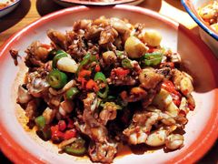 红烧牛蛙-老三样·美食研究中心(世贸路店)