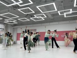 -SPink舞蹈