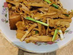 笋烧肉-阮氏酒家(柯桥店)