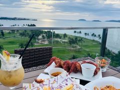 -Horizons Sky Bar & Cigar Lounge(太平洋丝绸酒店店)
