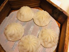 鸡汁杭州小笼包-桂满陇天书(南京德基旗舰店)