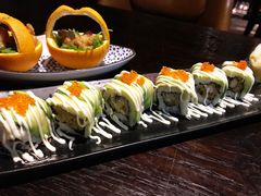 牛油果软壳蟹卷-羽山料理