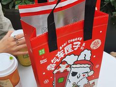 -奈雪的茶(华侨城创意园店)