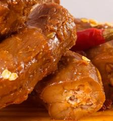 绝味鸭脖(开平万家店)-"服务态度还不错,素菜可以选择海带,腐竹,.