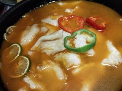 -香巴拉云南餐厅(华莱坞店)