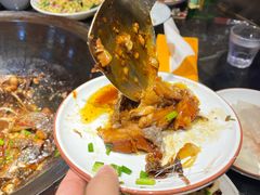 -鱼窝棚柴火铁锅炖(富山屯店)