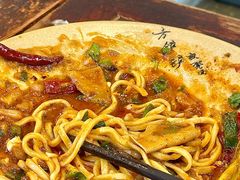 -方铲铲·成都板凳面(滨江银泰店)