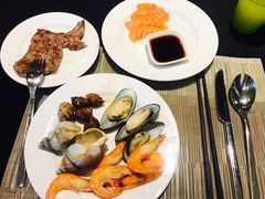 -飨食汇全日制餐厅·昆山皇冠假日酒店(九方店)