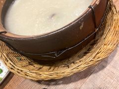 生滚鱼片粥-寻粥岭南(华夏金城店)