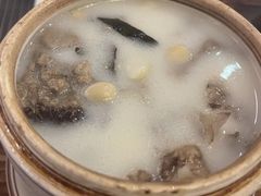 杏汁炖猪肺-黄祥华养生堂·炖汤·营养蒸饭(岭南天地店)