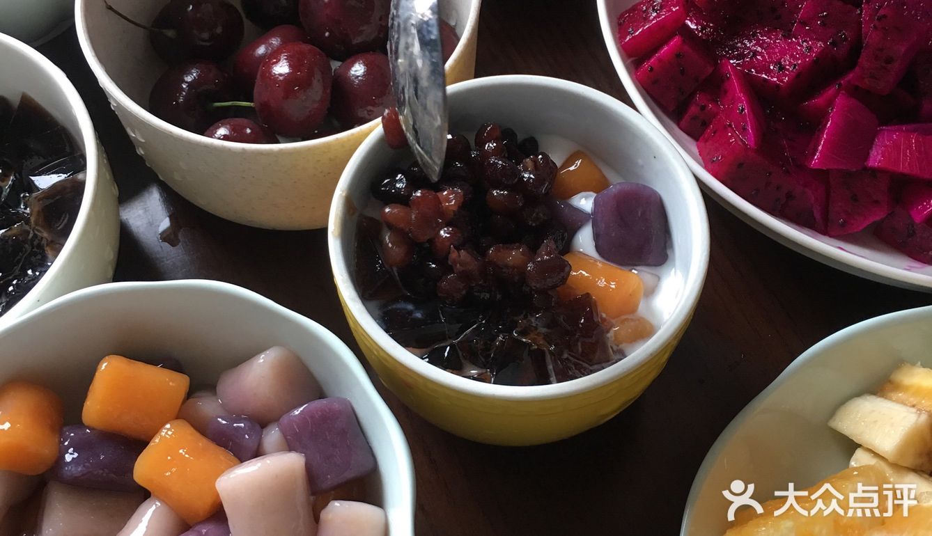 非常喜欢的自制水果捞和芋圆烧仙草推荐给大家～