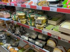 -全家便利店(东直门店)