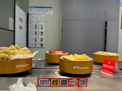 -龍歌自助小火锅(芝罘万达店)