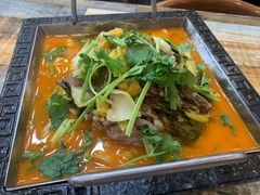 酸菜牛肉-八张桌子(老店)