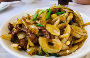 Stir-Fried Beef Strips