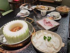 -得意咚瓜·顺德鱼生·冬瓜火锅(深圳首店)