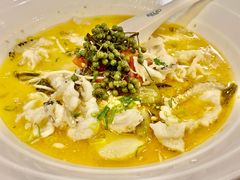 酸菜石斑鱼-玖尹-新派中式餐酒馆