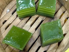 -老何家后安粉·糟粕醋海鲜火锅(三亚湾椰梦长廊店)