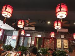 大堂-陈寔包子王·卤煮小肠·京味小吃(龙潭店)