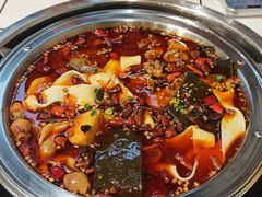 -晓彭肥肠鸡·泡椒鸡火锅(水木天地店)