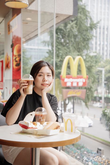 麦当劳(新世纪环球中心店)图片