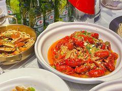 -肥小宝·金牌油焖大虾(襄阳龙虾地标店)