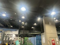 -MINI MARS 脚下的城市乐园·餐饮·派对(静安江宁店)