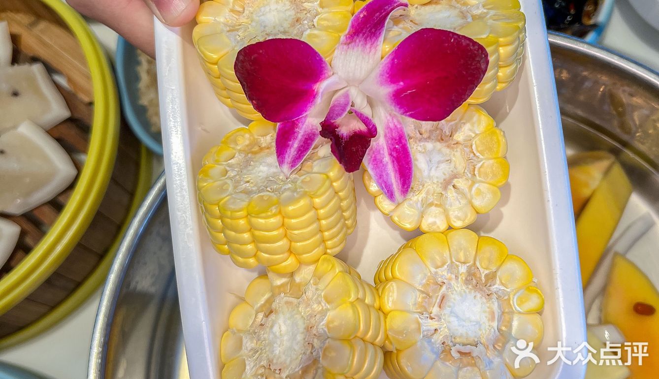 三亚美食，这家老牌椰子鸡餐厅我每年都去😃