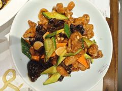 焦溜肥肠-新侨小馆(东直门北小街店)