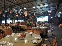 大堂-杯莫亭(集里店)