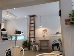 -红小姐咖啡馆(西津渡店)