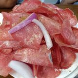 这家春满江在商业街二楼 挺好找 店面不大 我们是一大