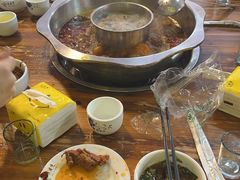 -金鼎雪山牦牛杂火锅(理县总店)