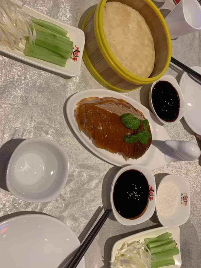 大碗居(方庄店)-"在这吃的咪咪的丧席……很好吃,但很伤心….