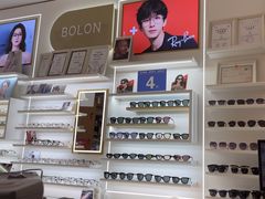 -美式眼镜·授权蔡司.依视路.尼康.豪雅.明月(南翔印象城店)