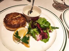 招牌蟹肉饼-Wolfgang’s Steakhouse 沃夫冈牛排馆(上海白玉兰广场店)