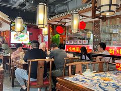 -川流不息·地道川菜·小龙虾(新松江路店)