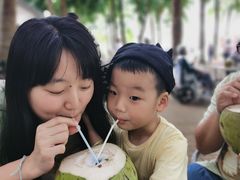 -万绿园