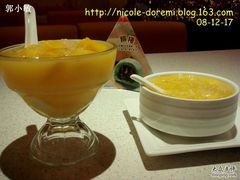 芒果雪蛤捞&杨枝甘露-糖糖屋•糖水•雪花冰店(时尚天河店)