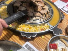 -青瓦炭韩潮烤肉(花园道店)