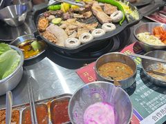 -阿亲家·韩式无限烤肉(不夜城店)