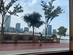 -蟹家大院 · 独揽江景(滨江店)
