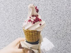 玫瑰冰淇淋-喜茶(青岛金狮广场店)