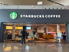 -星巴克(昆明机场III店)