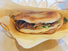 老潼关肉夹馍-西北杂粮筐手工面凉皮(来福士店)