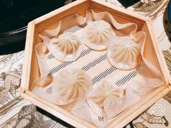 鸡汁杭州小笼包-桂满陇天书(南京德基旗舰店)