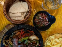 -Pistolera Mexican Cantina女枪手墨西哥餐厅(碧云路店)