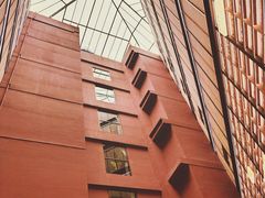 -上海虹桥中心爱琴海亚朵S酒店